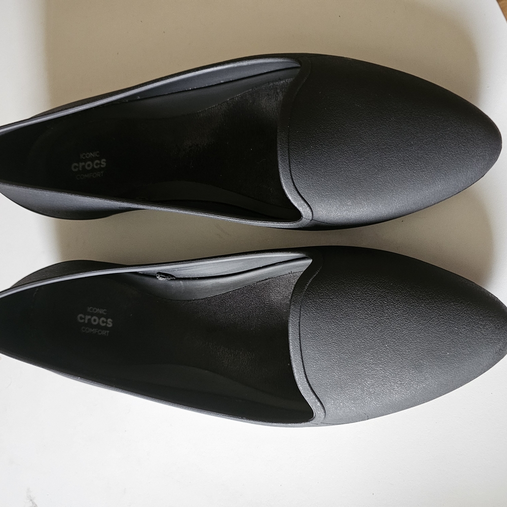 Crocs Women's Black Loafers